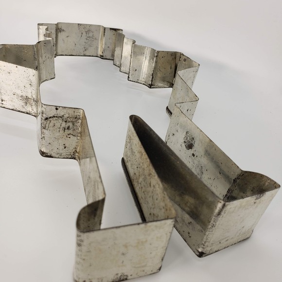 Vintage Extra Large 9” Tin Metal Cookie Cutter, Preacher Quaker Wearing a Hat - Picture 3 of 9